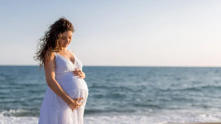 pregnant surrogate representing Florida surrogate compensation and pay